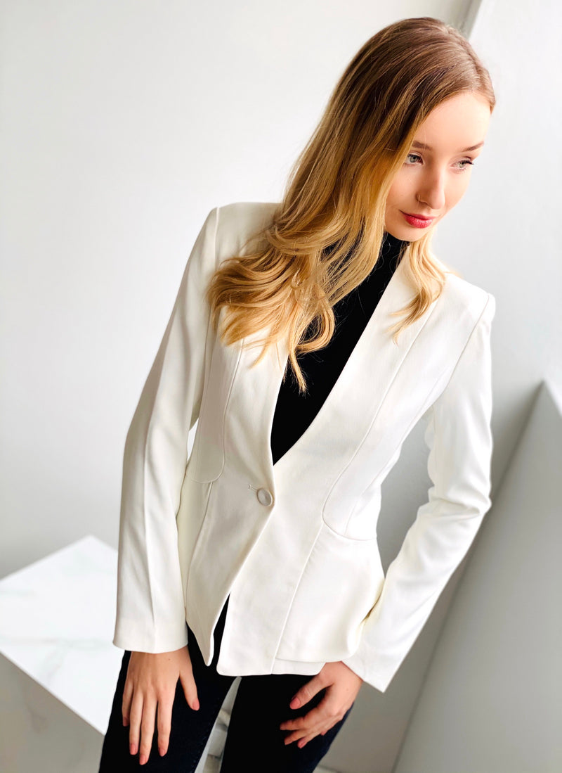 SOPHIA RUFFLE JACKET