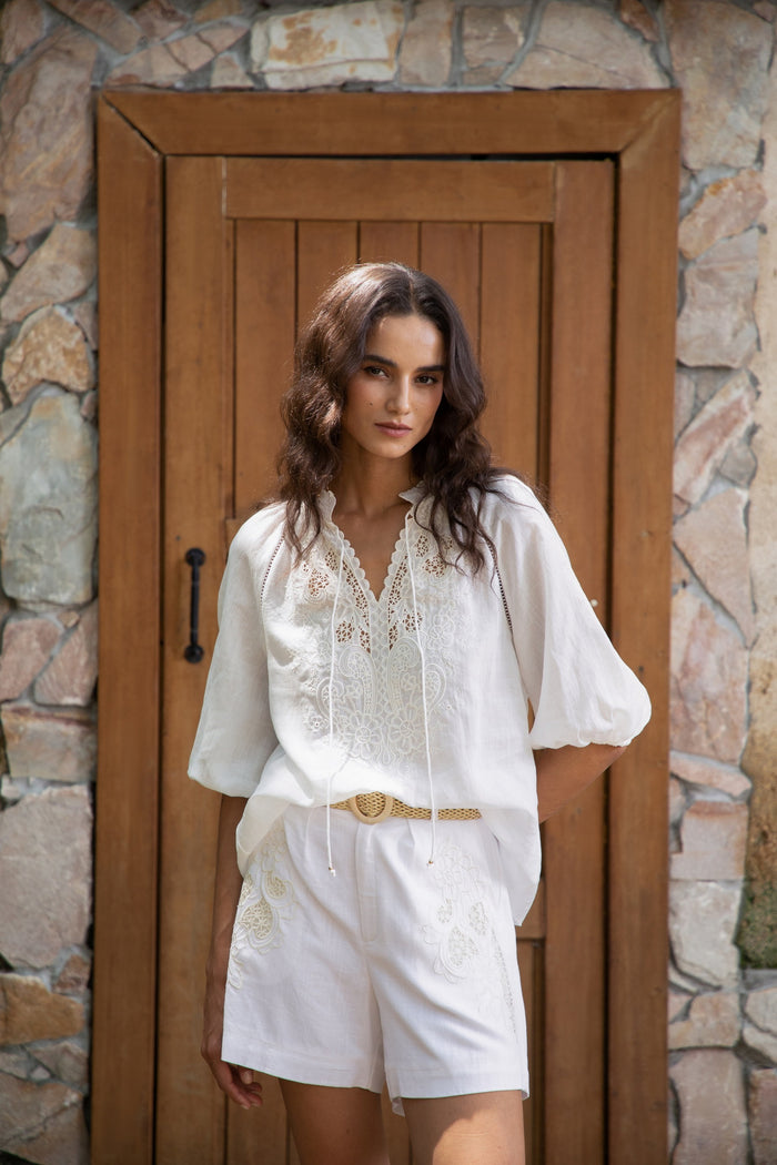 GENEVIEVE EMBROIDERED SHORTS