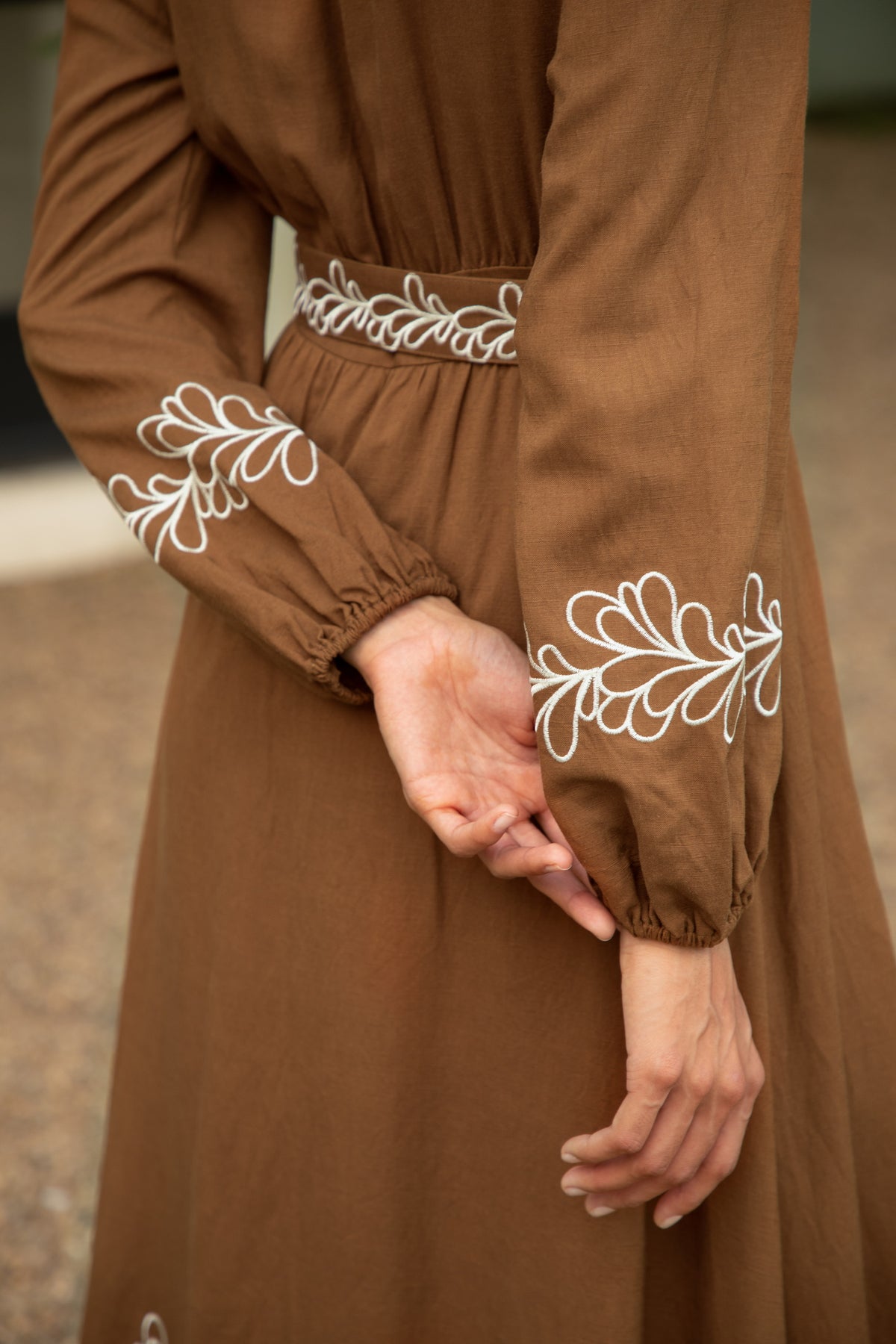 MARIBEL EMBROIDERED DRESS