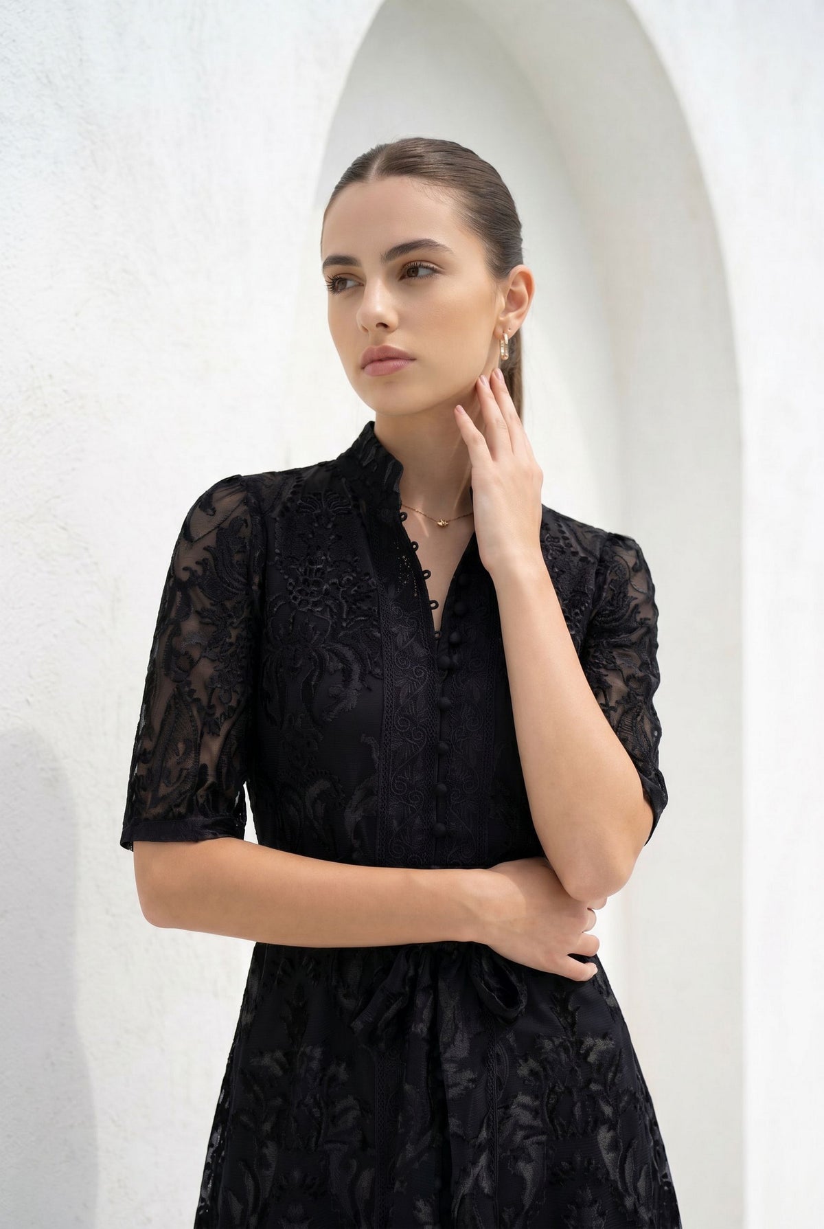 YVETTE LACE SHORT SLEEVES SHORT DRESS