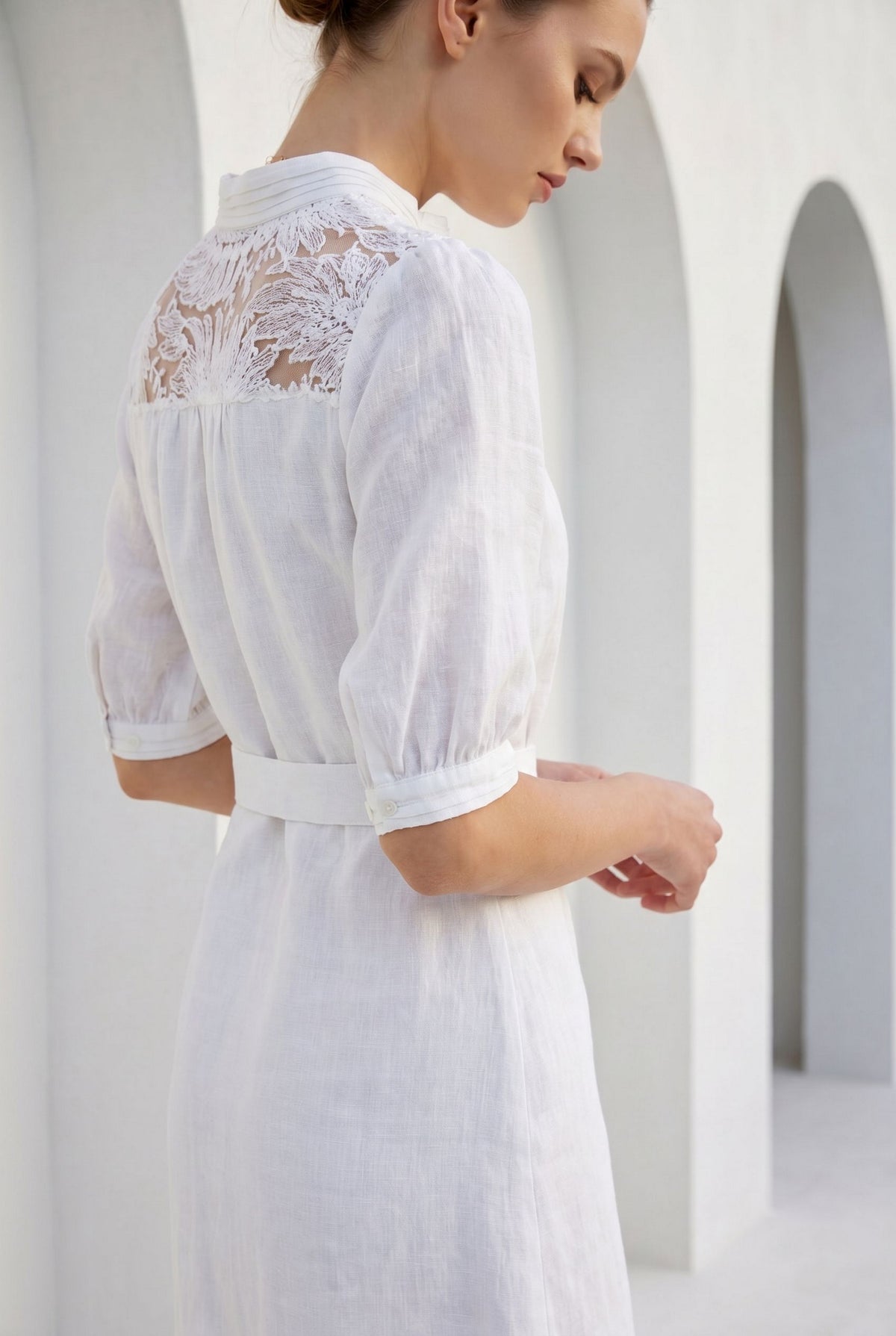 ILA LACE SHORT SLEEVES SHORT DRESS
