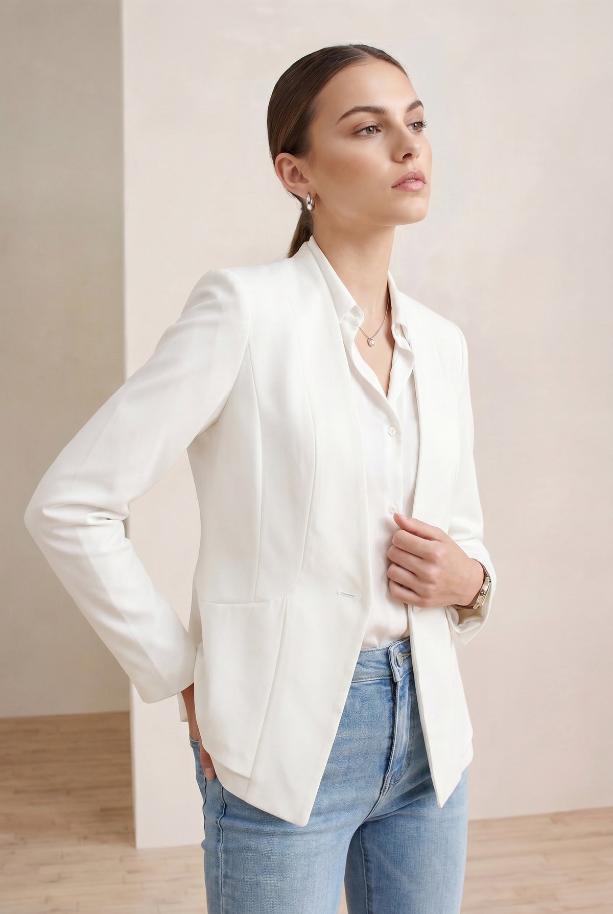 SOPHIA RUFFLE JACKET