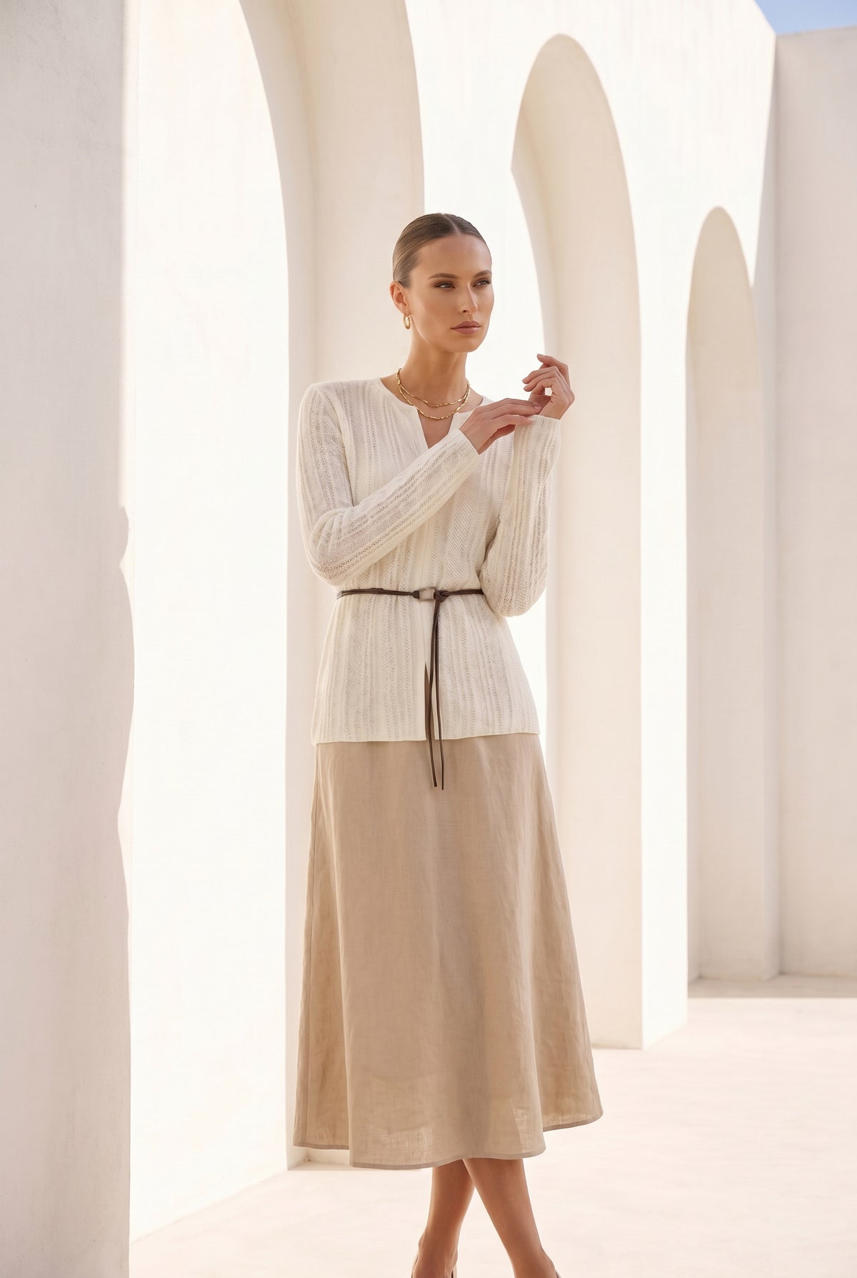 DAHLIA BELTED WOOL SWEATER