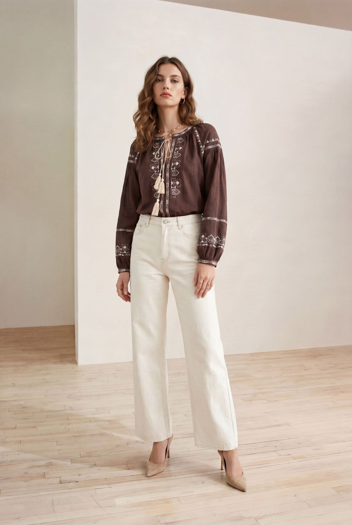 MAPLE EMBROIDERED BLOUSE