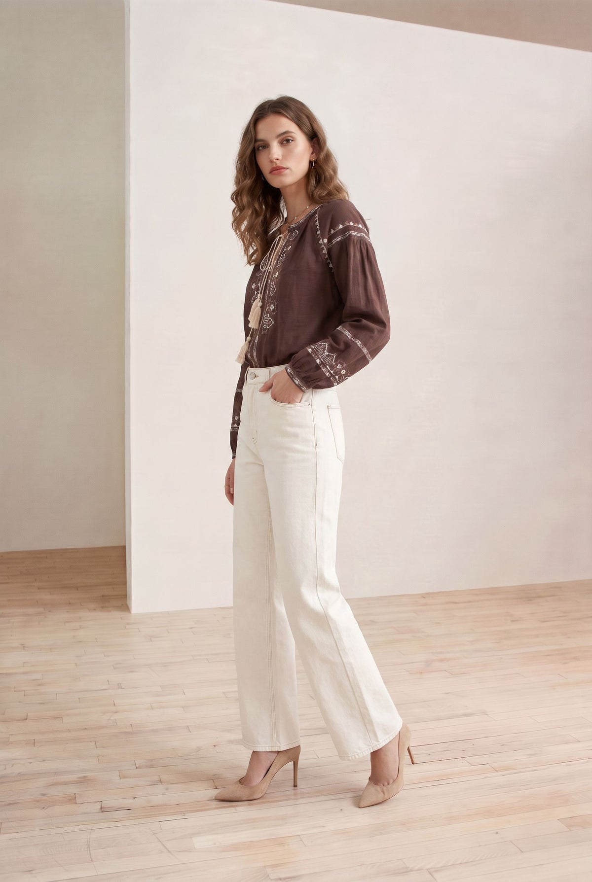MAPLE EMBROIDERED BLOUSE