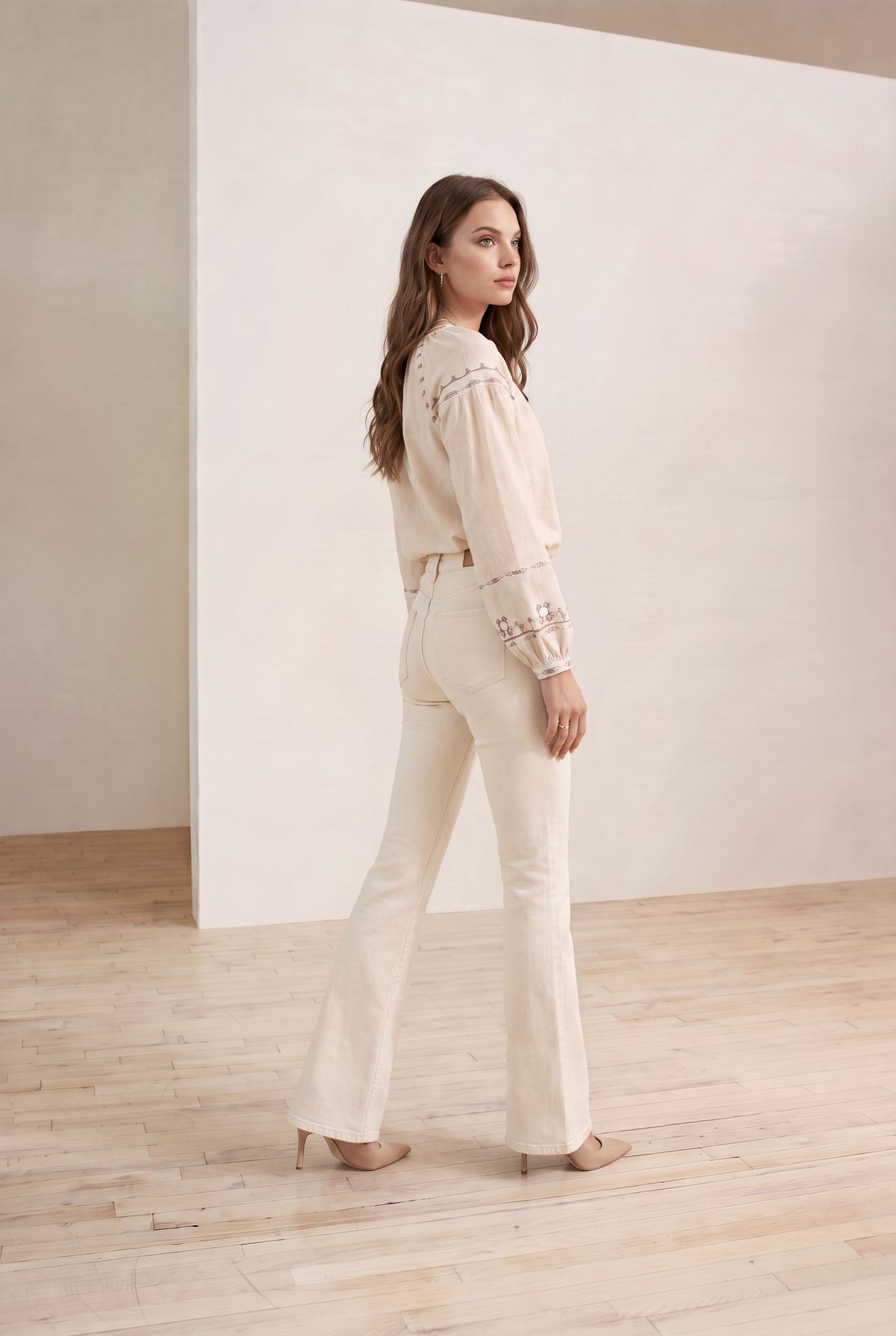 MAPLE EMBROIDERED BLOUSE