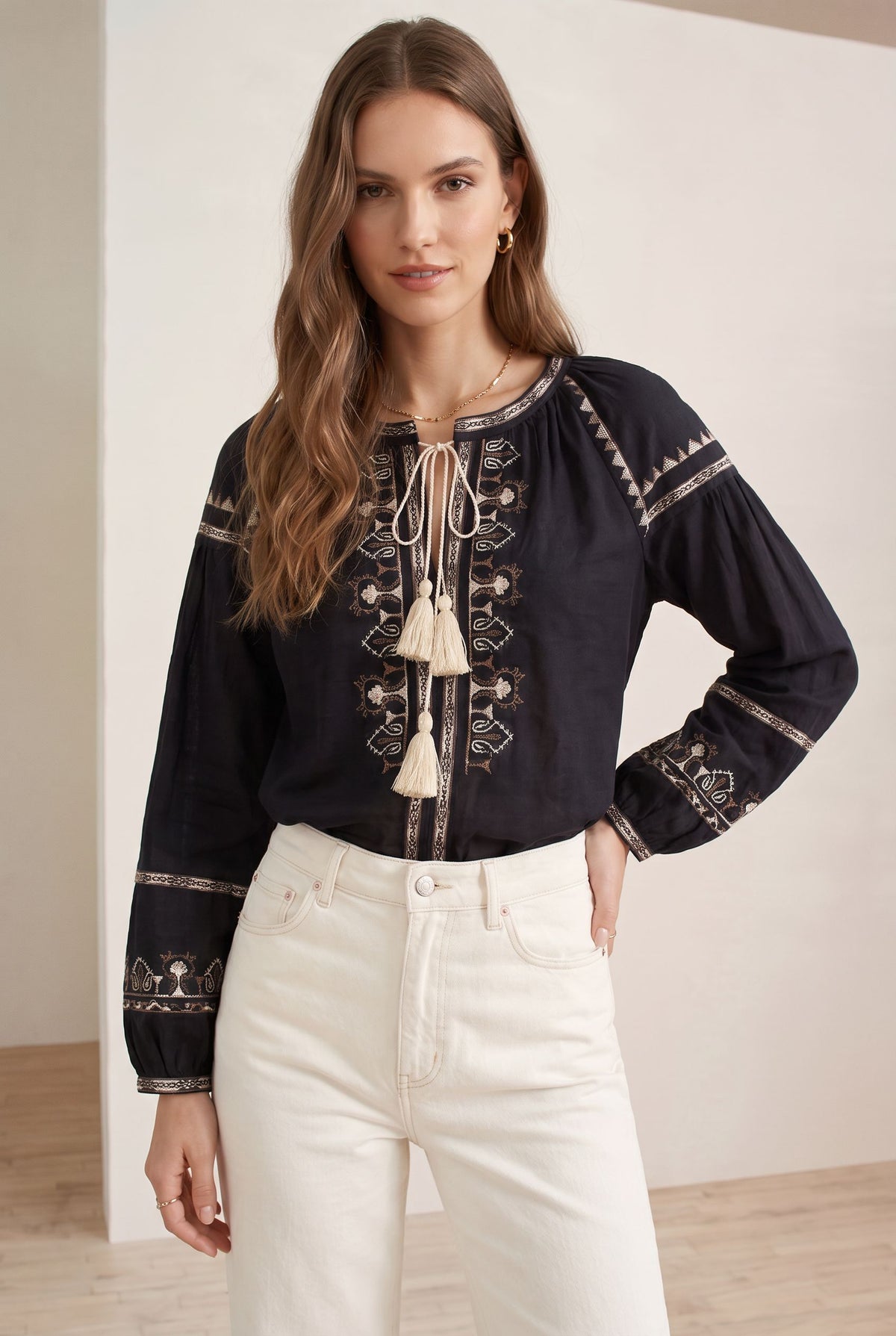 MAPLE EMBROIDERED BLOUSE