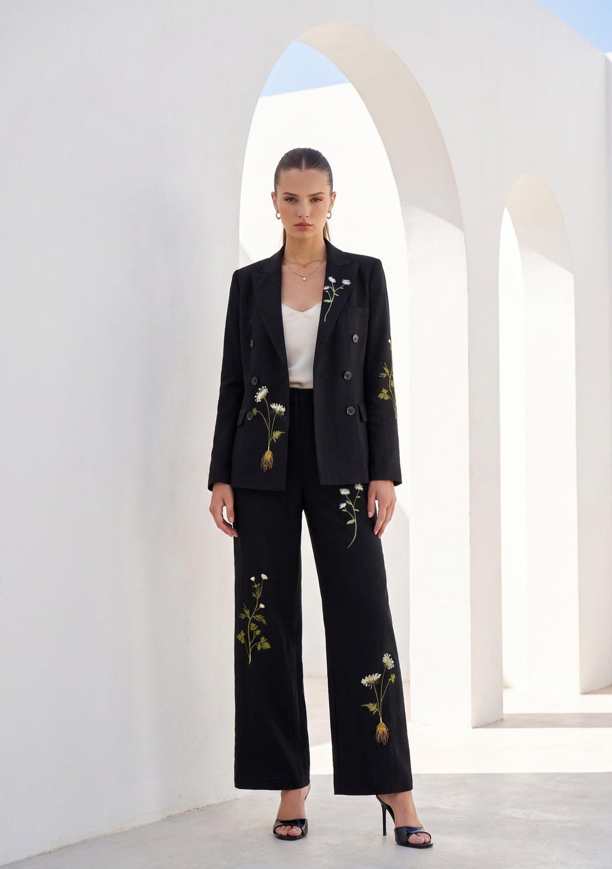 AMELIA EMBROIDERED JACKET