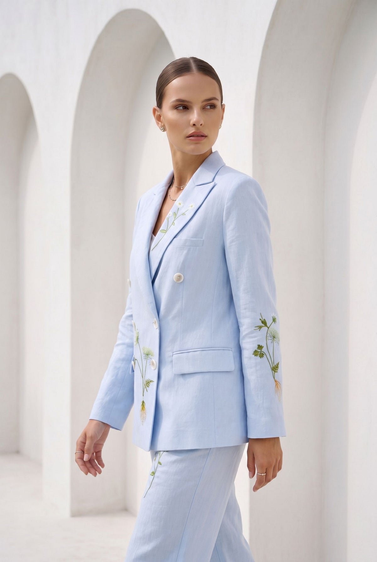 AMELIA EMBROIDERED JACKET