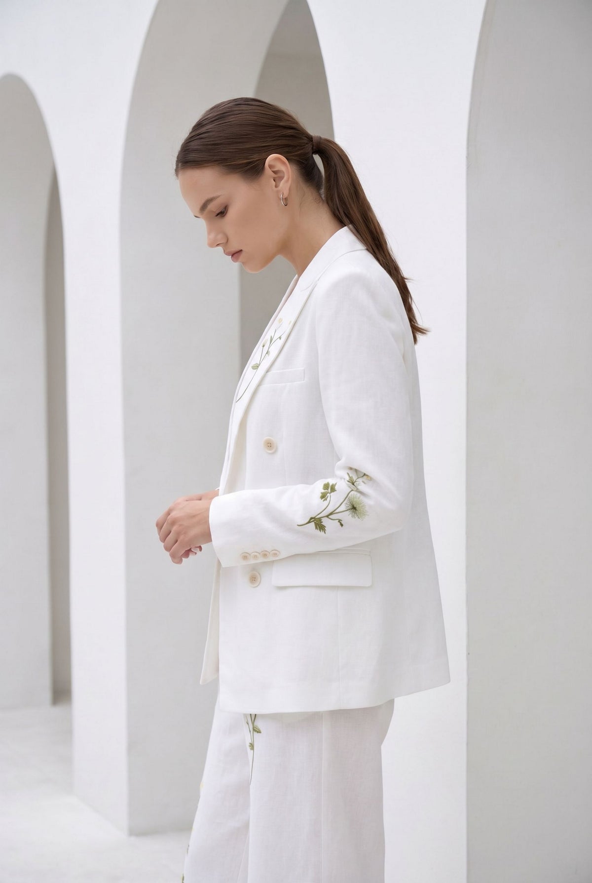 AMELIA EMBROIDERED JACKET
