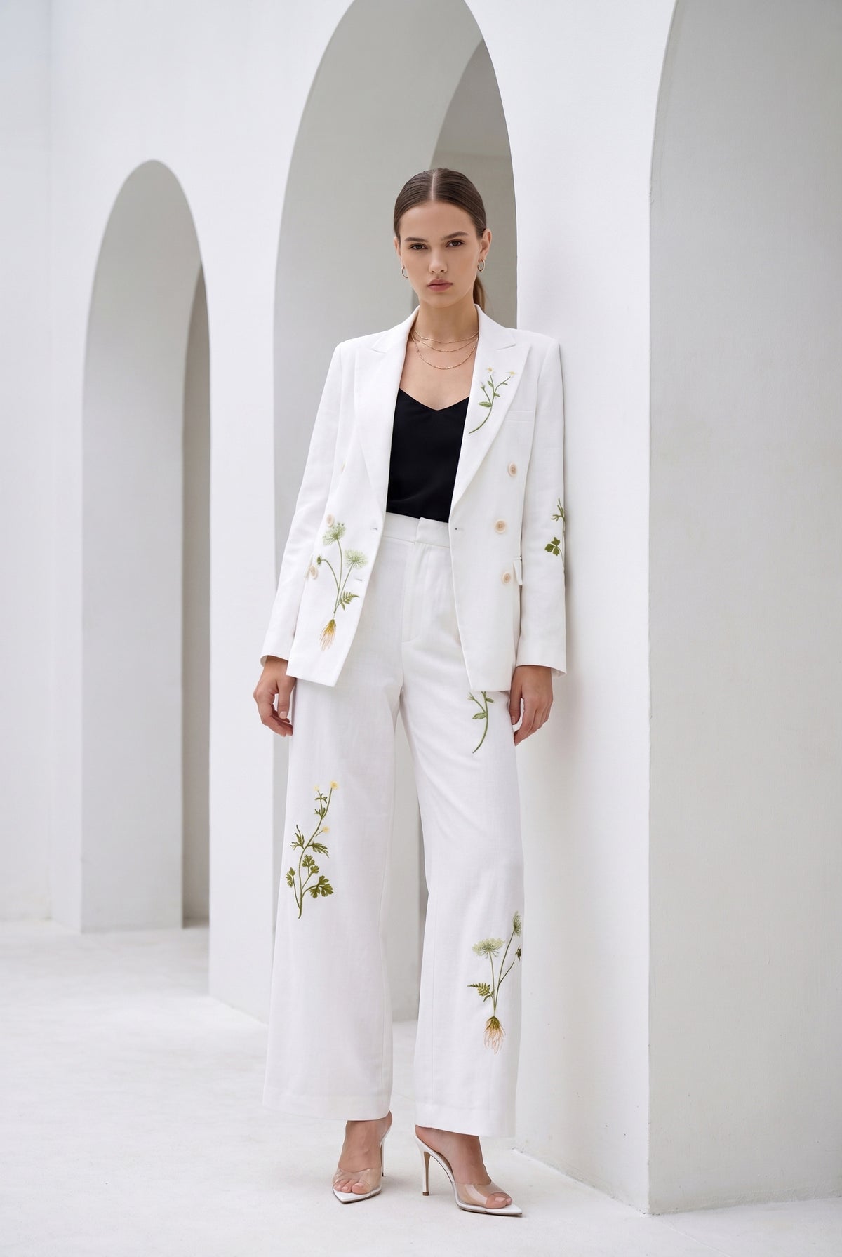 AMELIA EMBROIDERED PANTS