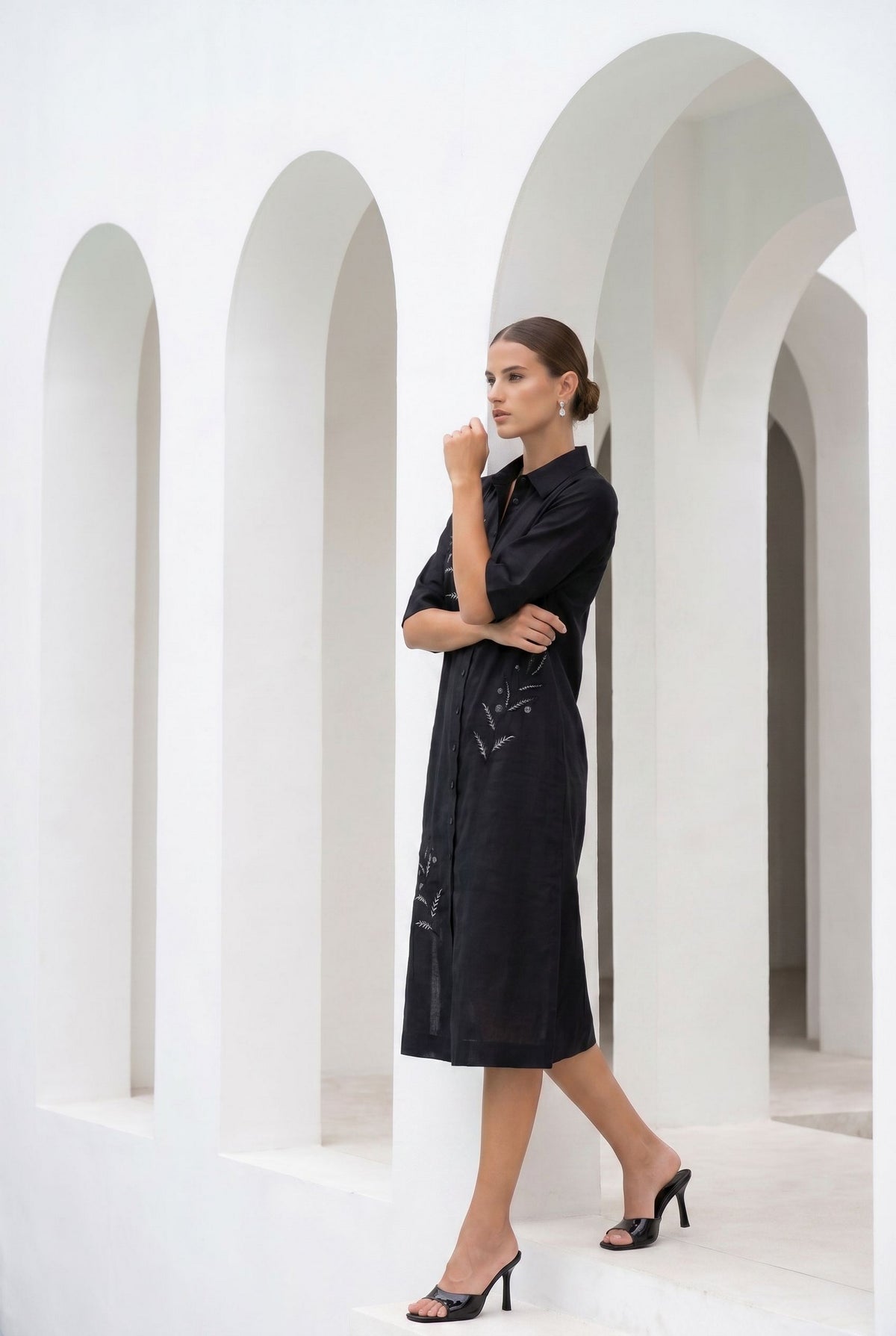 JOLIE EMBROIDERED DRESS