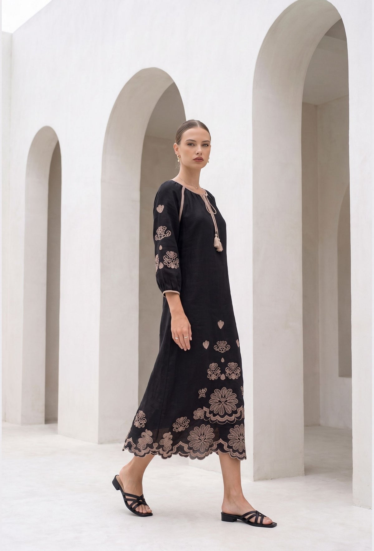 MARGUERITE EMBROIDERED DRESS