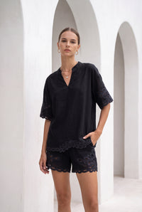 IVY EMBROIDERED BLOUSE