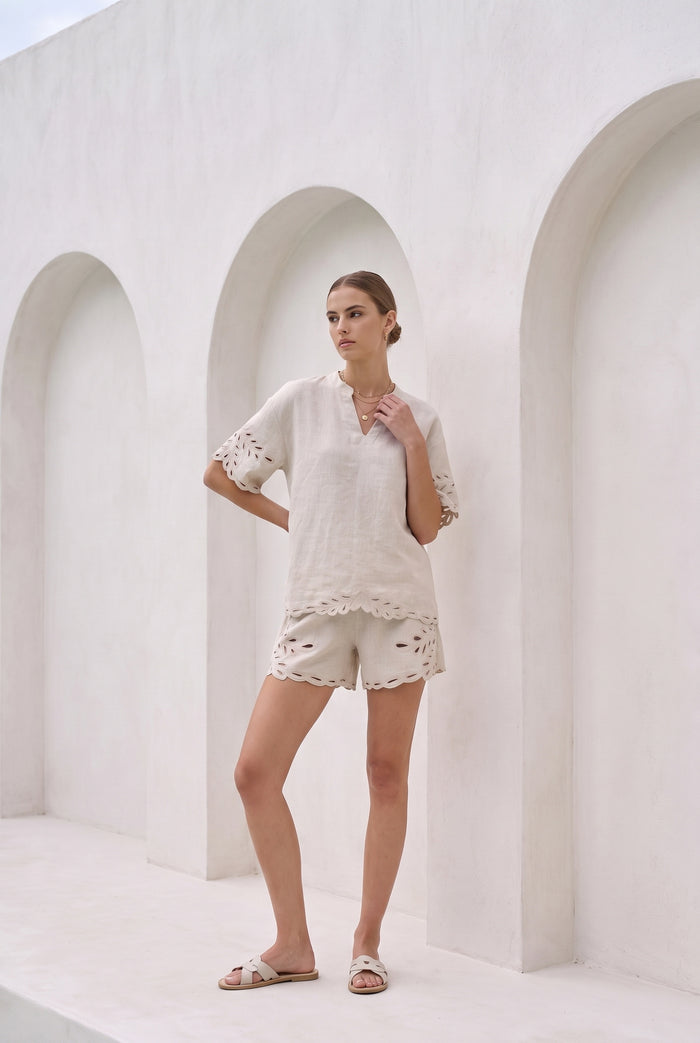IVY EMBROIDERED BLOUSE
