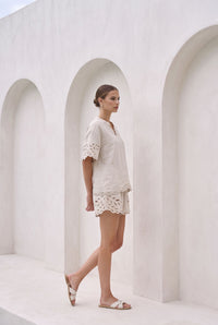 IVY EMBROIDERED BLOUSE
