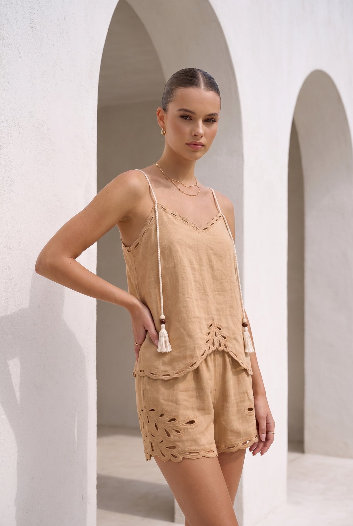 IVY SLIP TOP