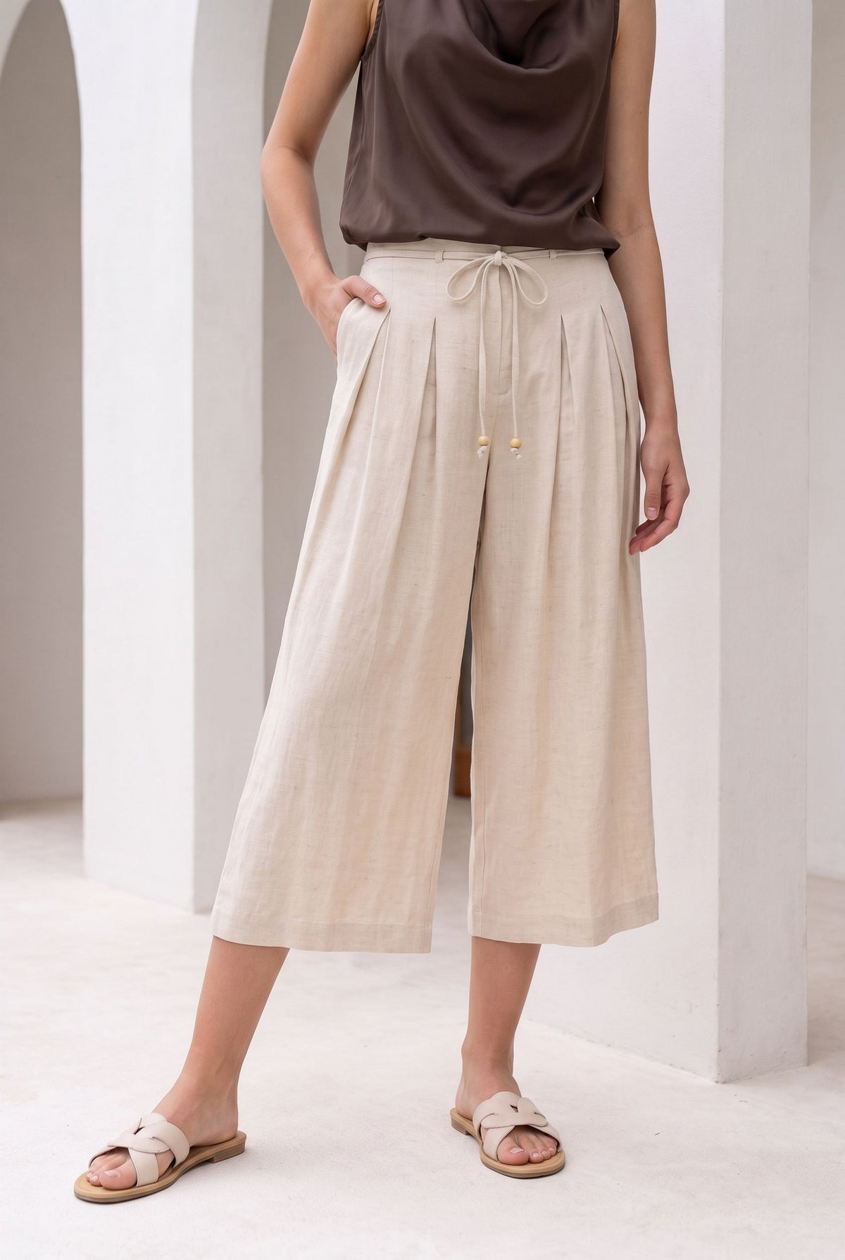 ARIA CAPRI PANTS