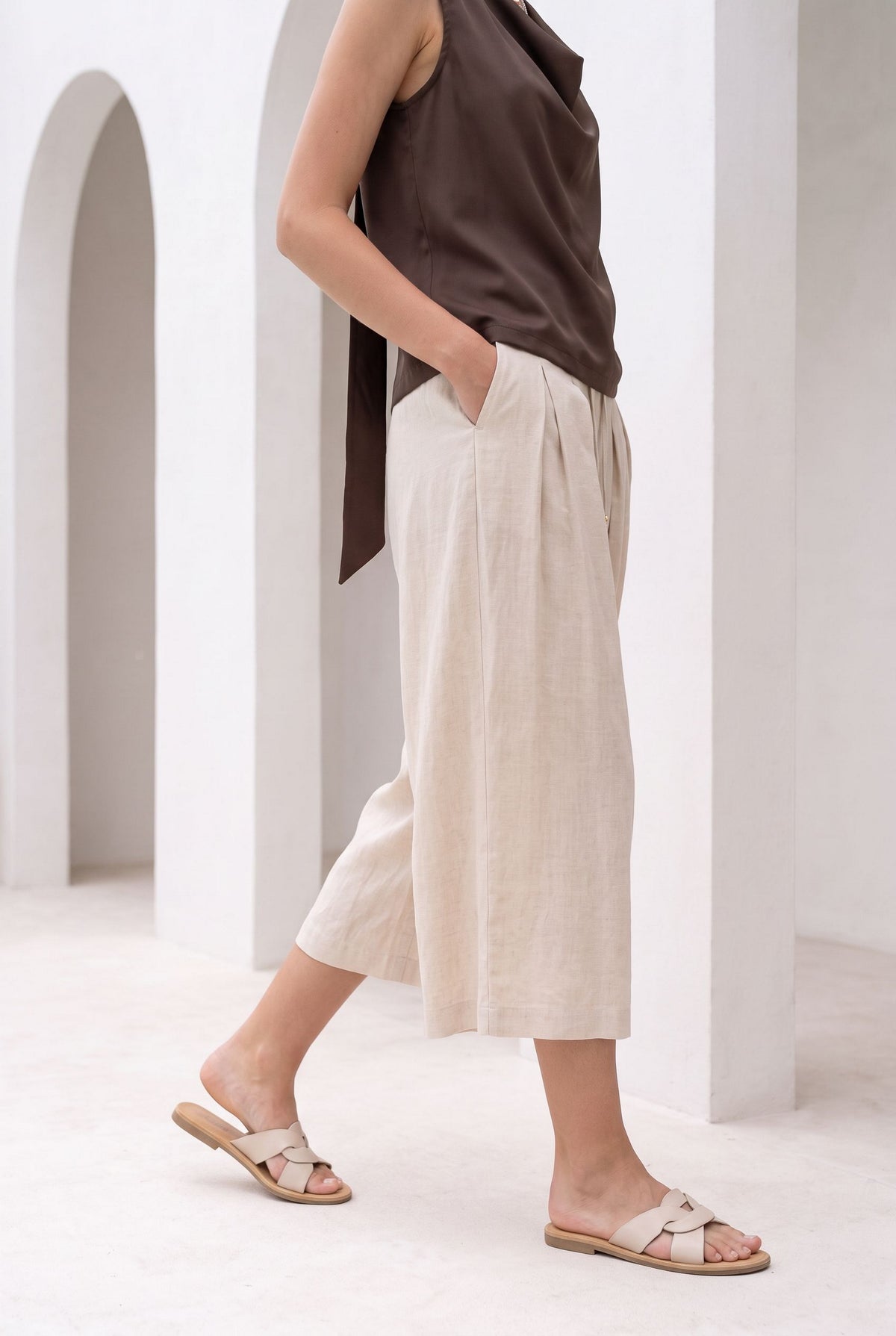 ARIA CAPRI PANTS