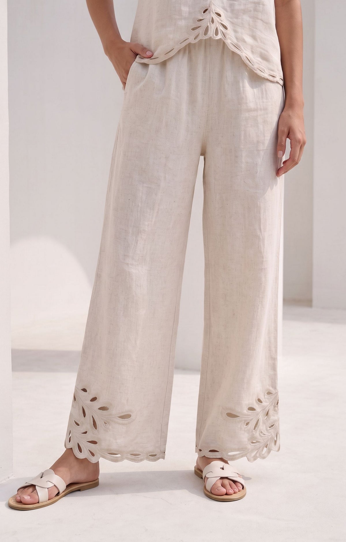 IVY EMBROIDERED PANTS