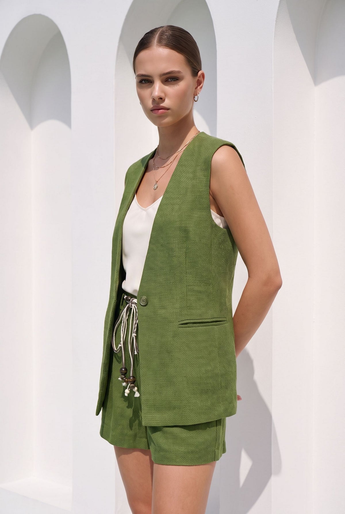 MILANA  VEST