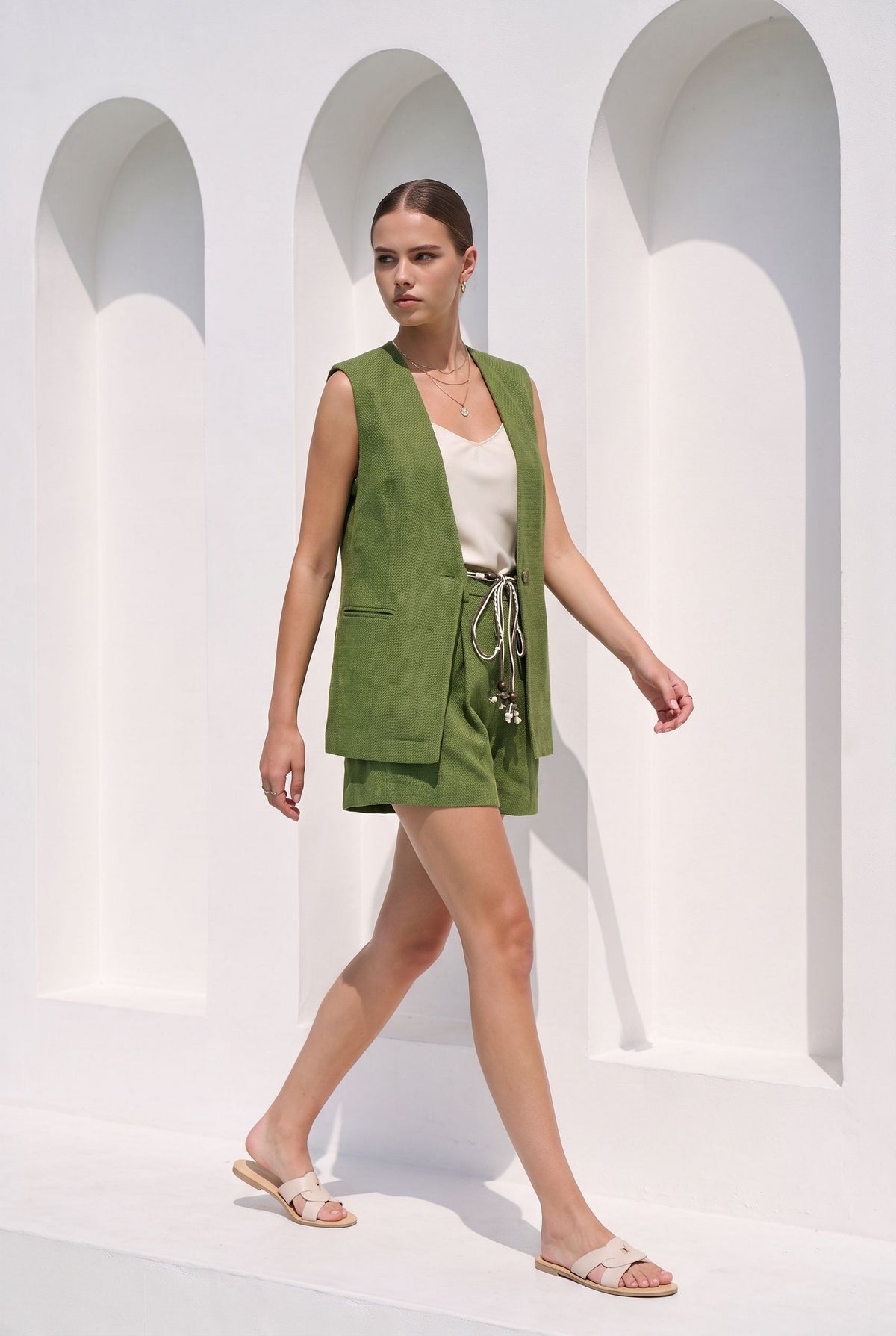 MILANA  VEST