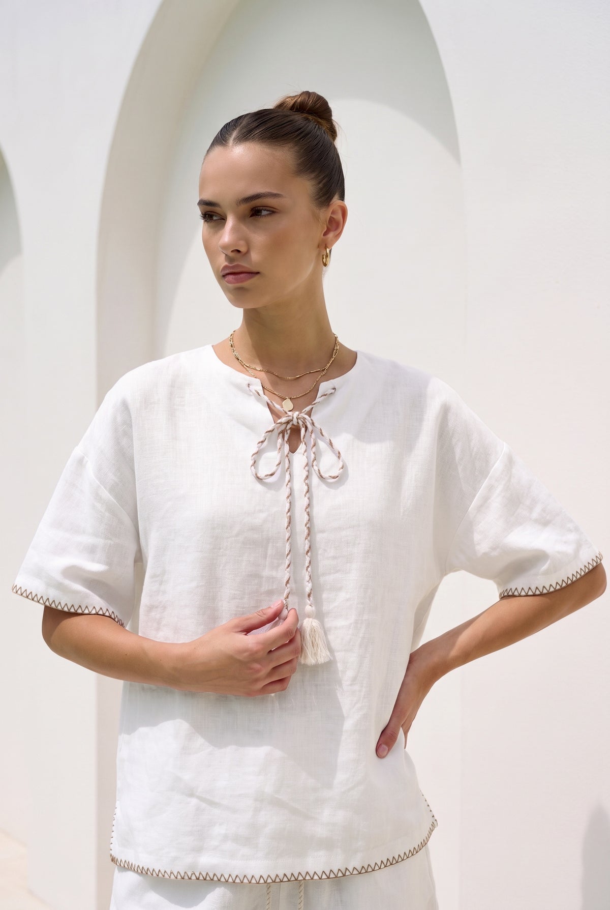 AVERY EMBROIDERED BLOUSE