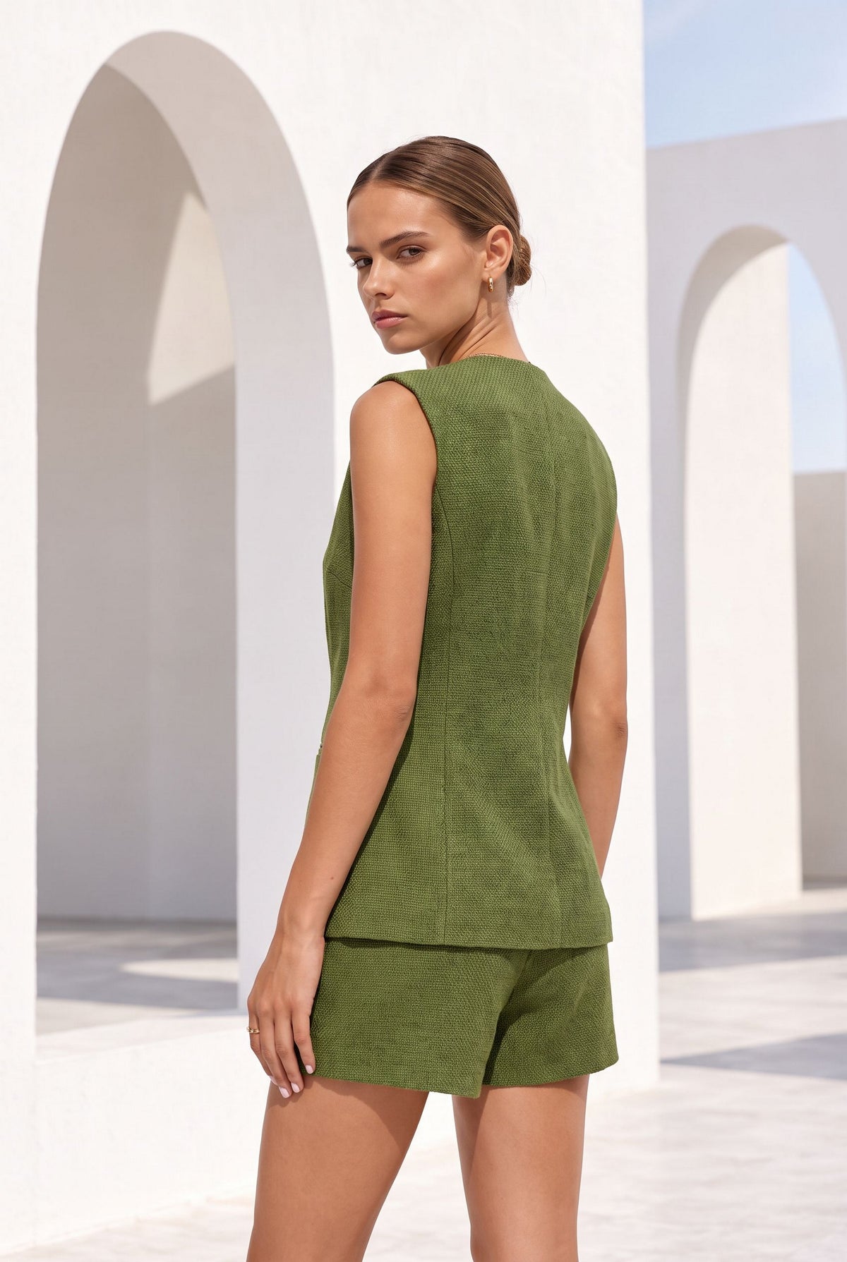 MILANA  VEST